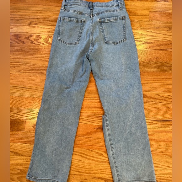 Wild Fable high rise straight jeans with rips size 6 - Picture 6 of 6